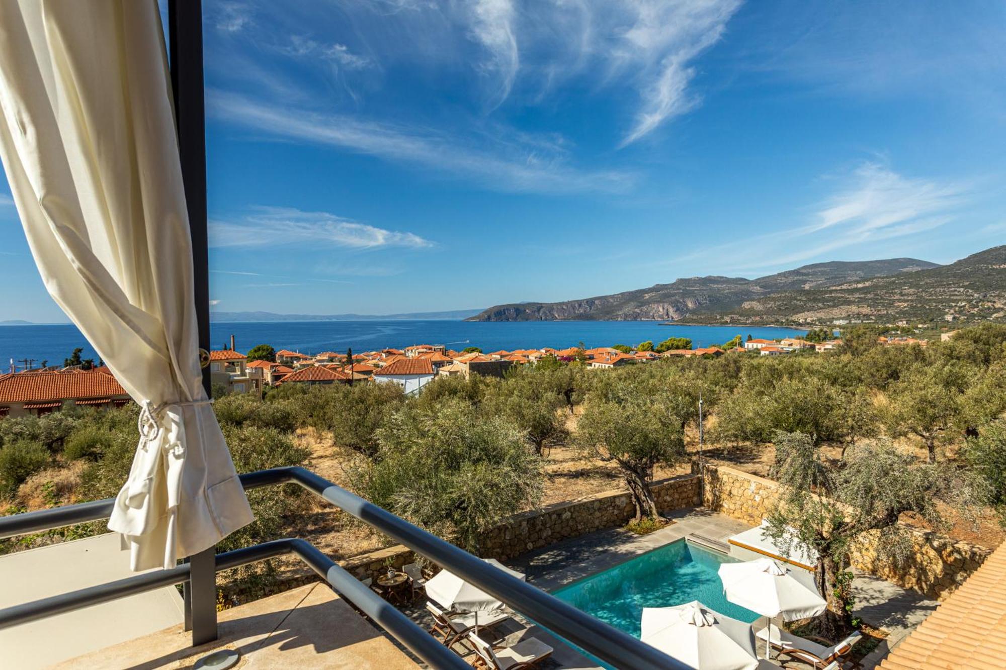 Lithos Guesthouse Kardamili Eksteriør billede