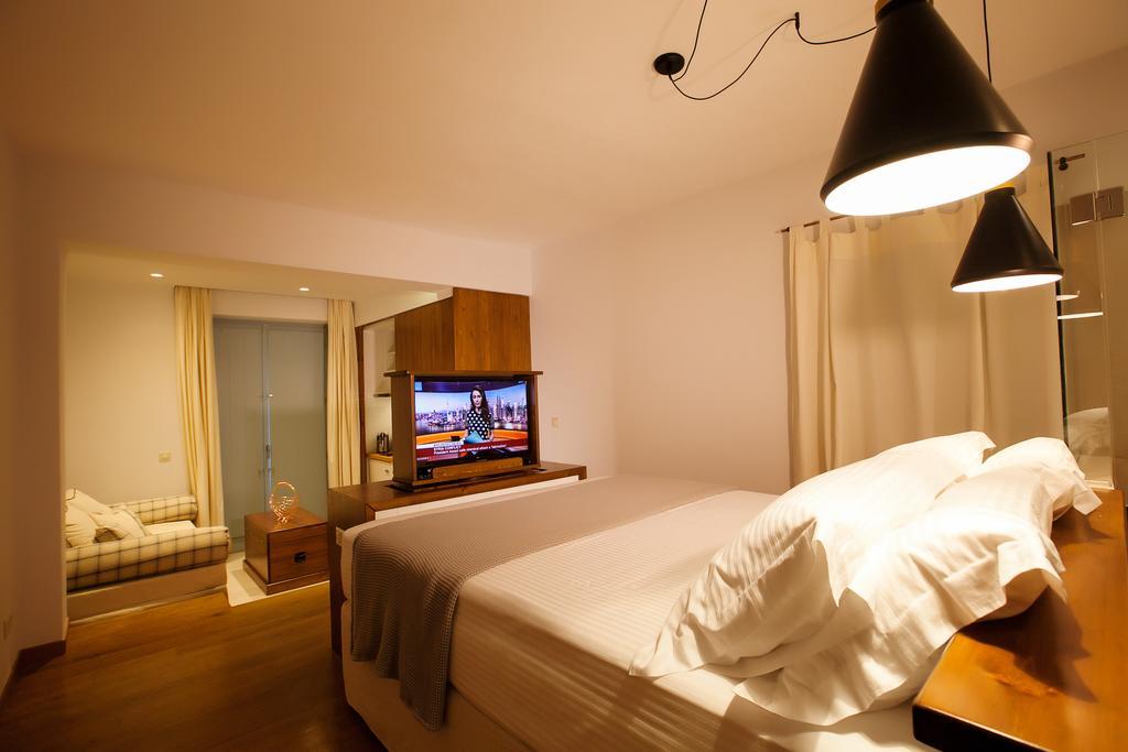 Lithos Guesthouse Kardamili Eksteriør billede