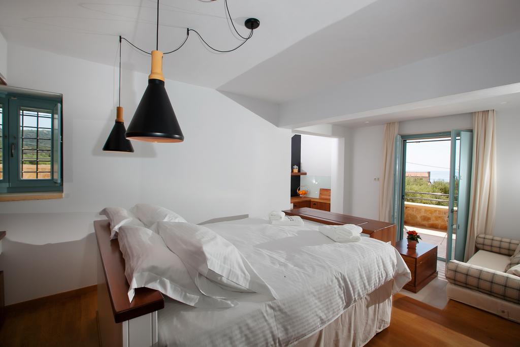 Lithos Guesthouse Kardamili Eksteriør billede